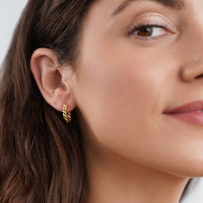 Larissa™ | Boucles d’oreilles Twist dorées
